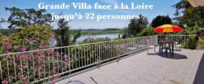 Sweet Home Company-Grande Villa face à la Loire- Maison 22 personnes-Terrasse-Jardin-Parking Privé